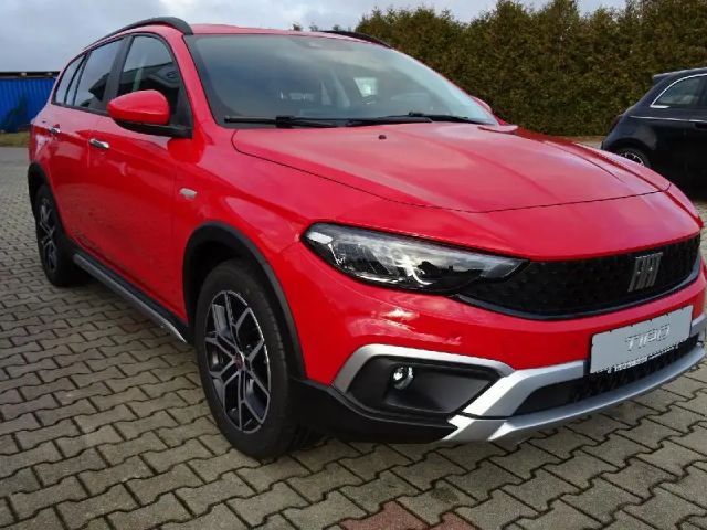 Fiat Tipo Cross RED Station wagon
