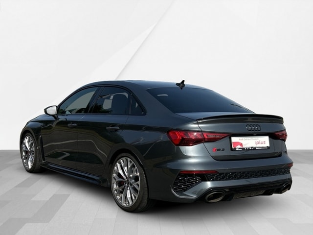 Audi RS3 Quattro S-Tronic Sedan