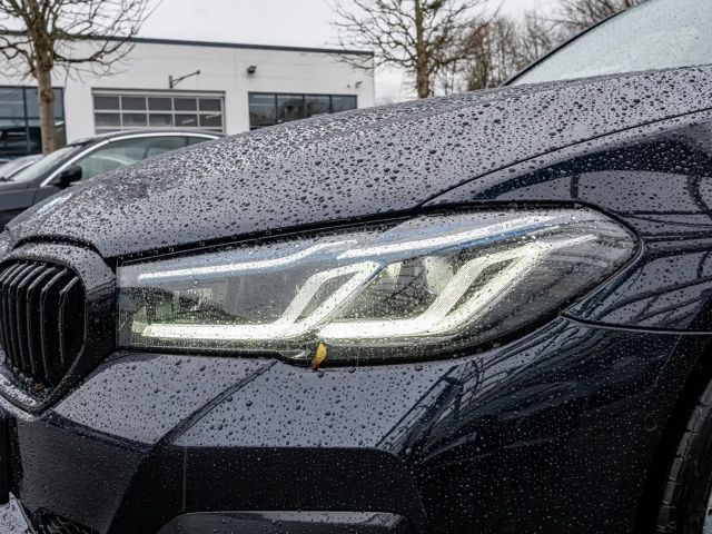 BMW 540 540d M-Sport Touring xDrive
