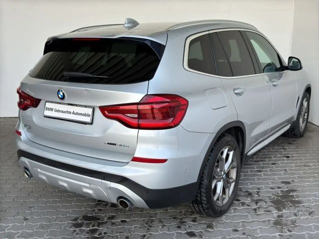 BMW X3 xDr30e xLine Navi.LED.HuD.AHK.DriveAs.RüKam
