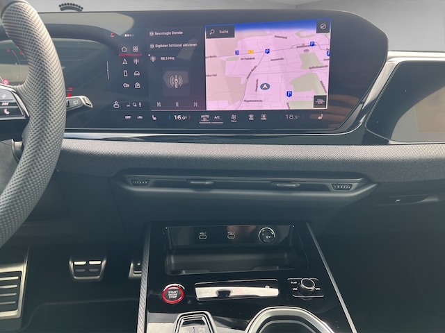 Audi A6 Avant Quattro S-Tronic