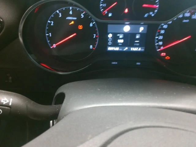 Opel Crossland X 1.2 Turbo Elegance