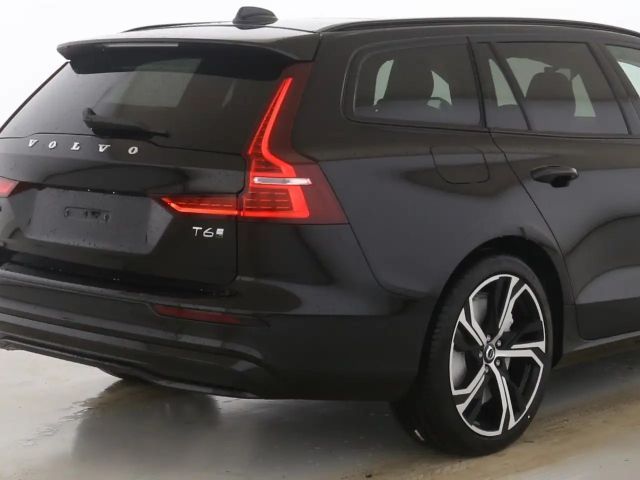 Volvo V60 AWD Dark Plus T6