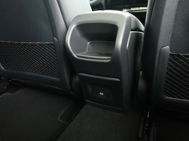 Mercedes-Benz A 200 A 200 d AMG Line