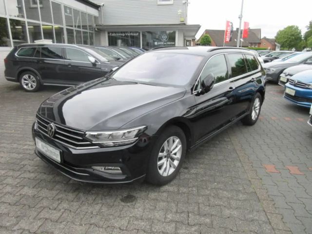 Volkswagen Passat 1.5 TSI Business DSG Variant