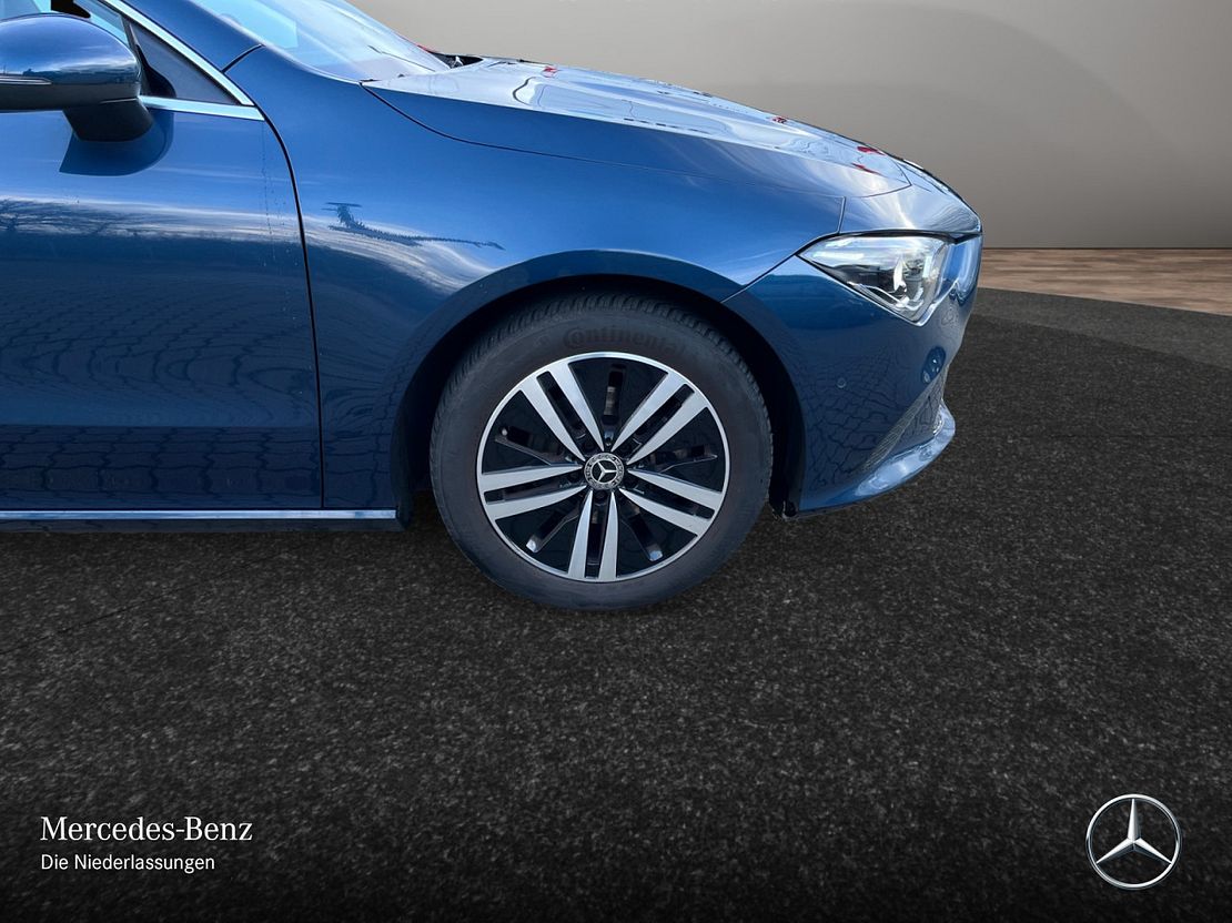 Mercedes-Benz CLA 180 Shooting Brake