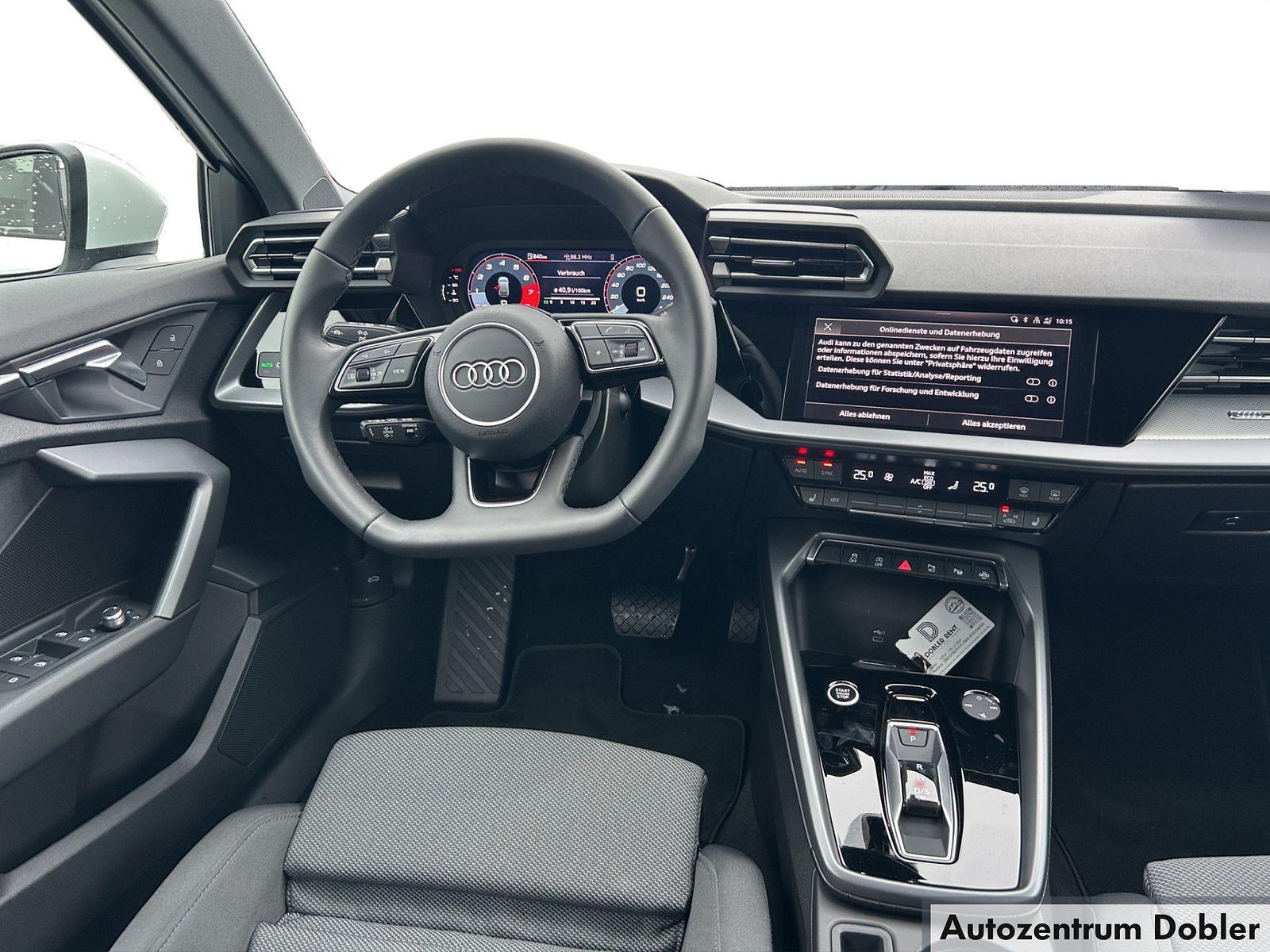 Audi A3 35 TFSI S-Line Sedan Sportback