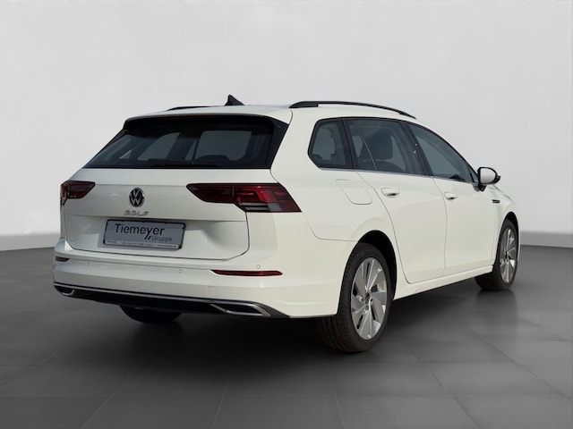 Volkswagen Golf 2.0 TDI DSG Style Variant