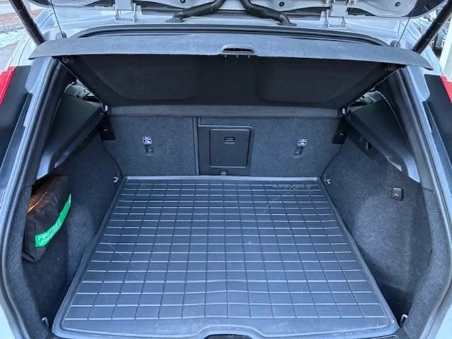 Volvo XC40 Dark Ultra