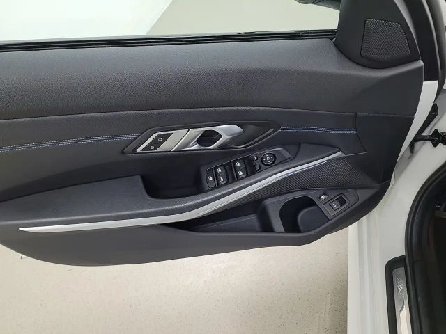 BMW 320 320e Touring xDrive