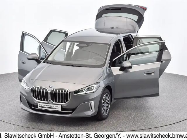 BMW 225 Sedan xDrive