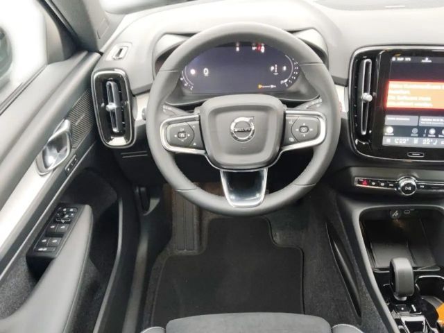 Volvo XC40 Dark Plus