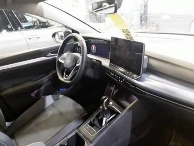 Volkswagen Golf 1.5 TSI Variant