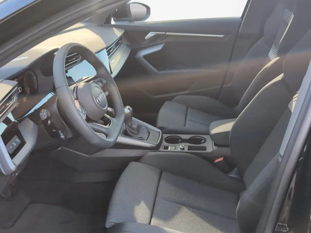 Audi A3 30 TDI Sedan