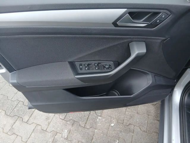 Volkswagen T-Roc 1.0 TSI Life Pro