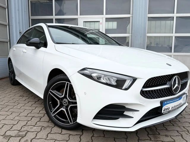 Mercedes-Benz A 250 A 250 e AMG Line