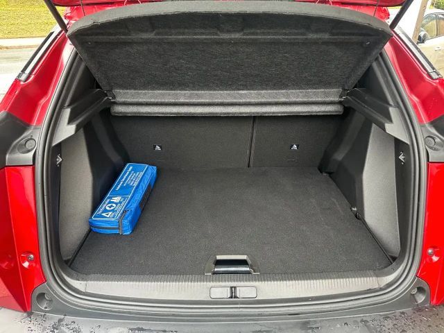 Peugeot E-2008 Allure Pack