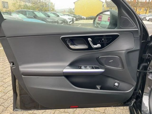 Mercedes-Benz C 200 AVANTGARDE