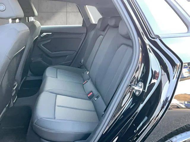 Audi A3 30 TDI Sedan