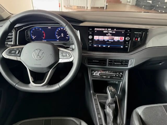 Volkswagen Polo 1.0 TSI DSG Style