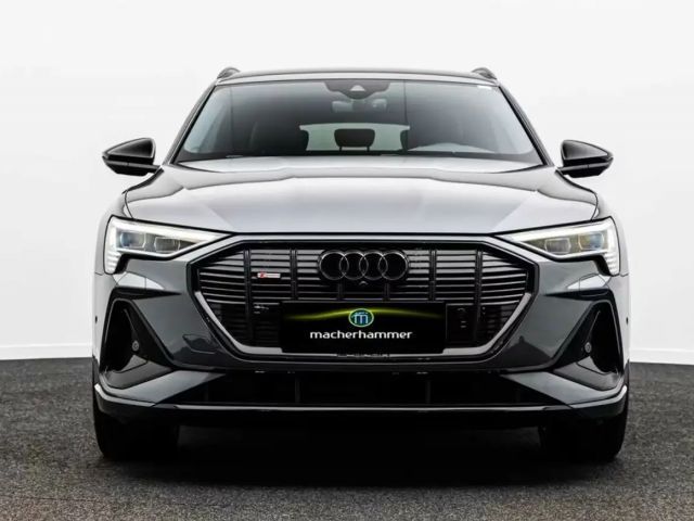 Audi e-tron 55 S-Line