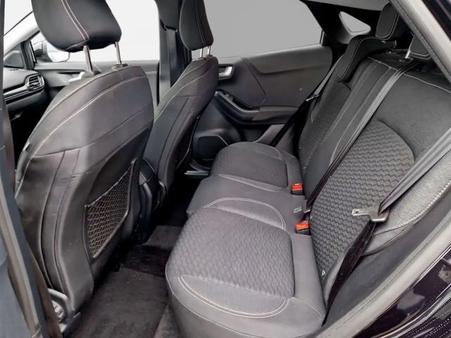 Ford Puma EcoBoost Titanium