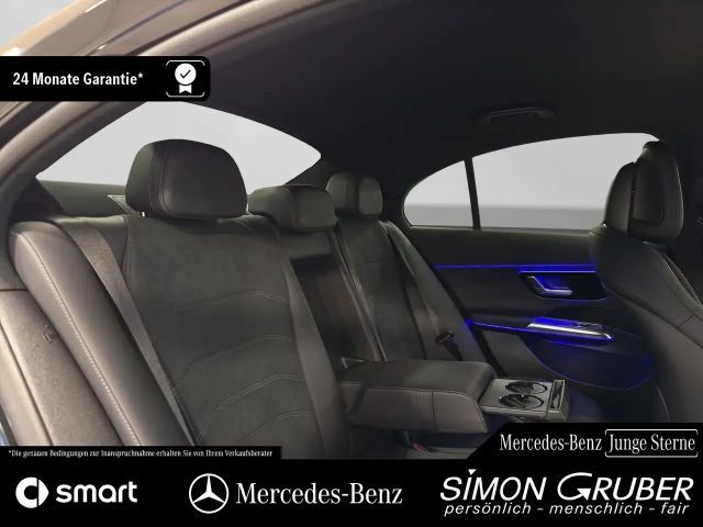 Mercedes-Benz E 220 AMG Line E 220 d Sedan