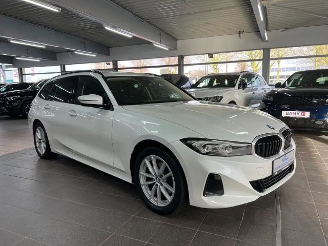 BMW 320 320d Touring xDrive