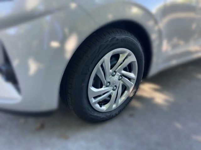 Hyundai i10 GO 1,0 MT