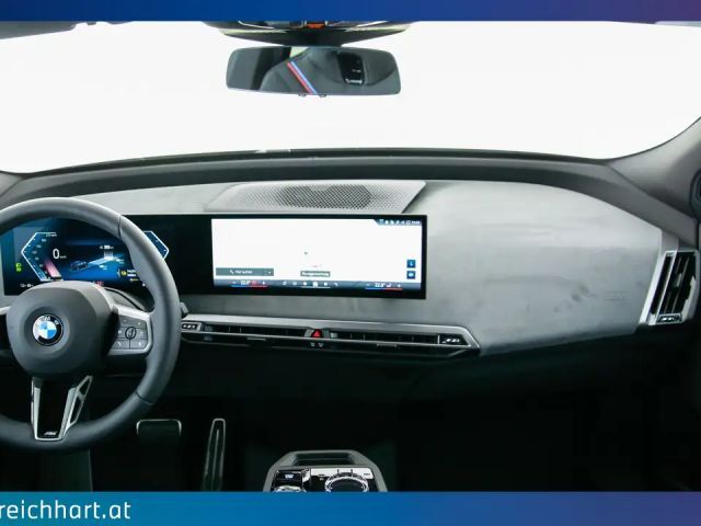 BMW iX xDrive45