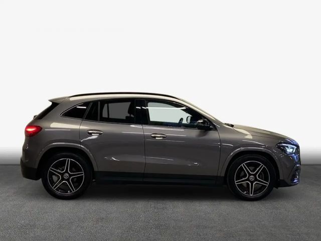 Mercedes-Benz GLA 200 GLA