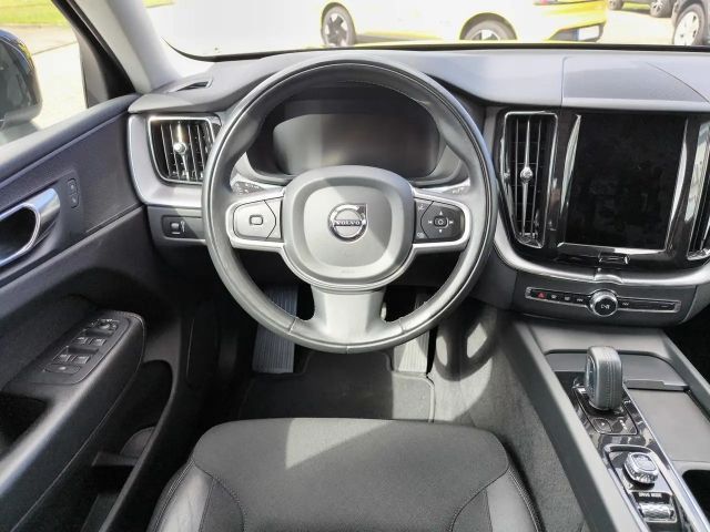 Volvo XC60 Momentum