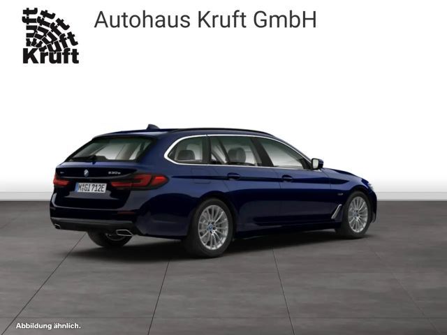BMW 530 530e Touring xDrive