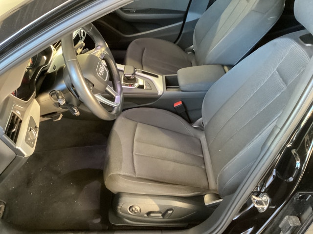Audi A4 40 TFSI Avant S-Tronic