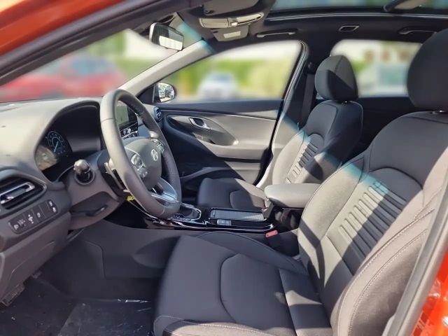 Hyundai i30 Advantage Hybrid T-GDi