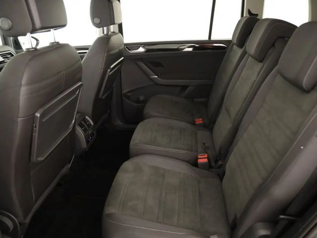 Volkswagen Touran DSG Highline