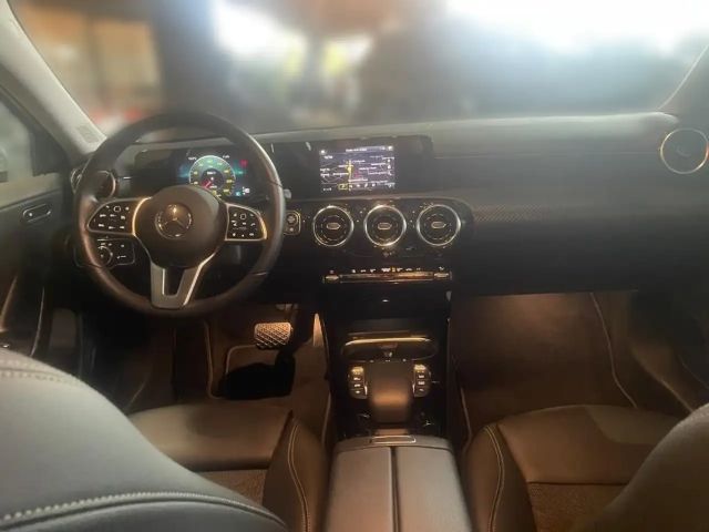 Mercedes-Benz A 200 Style