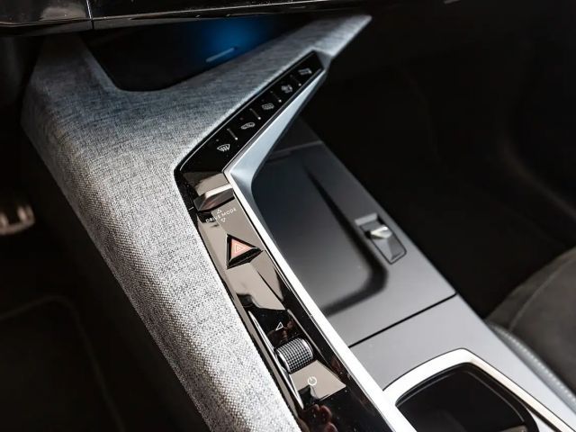 Peugeot E-5008 GT-Line