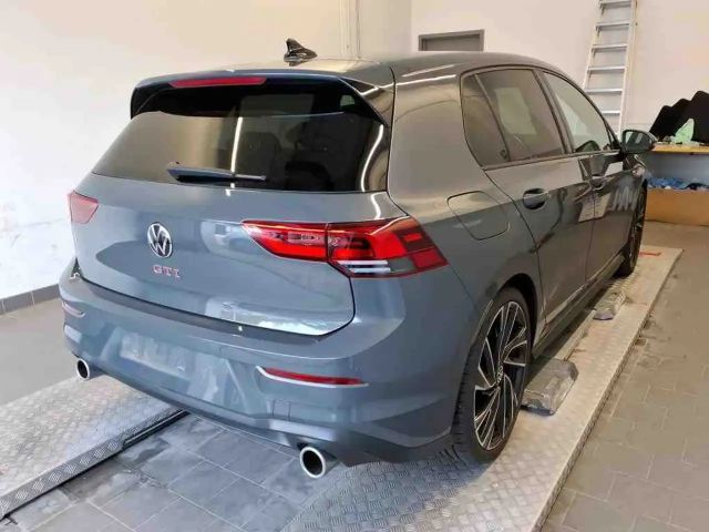 Volkswagen Golf 2.0 TSI GTI