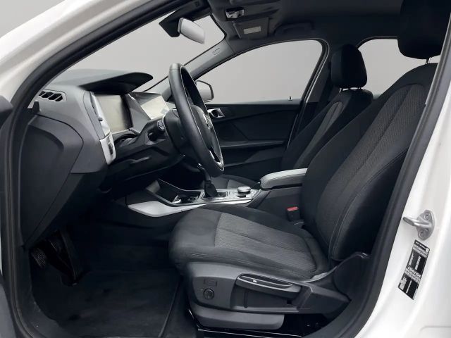 BMW 118 118i Sedan