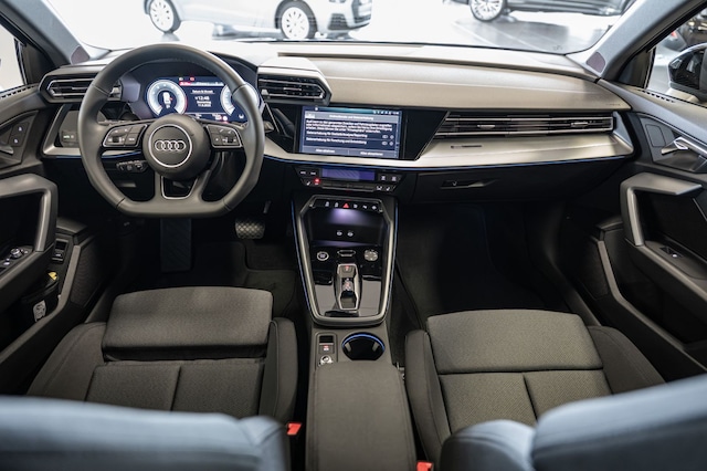 Audi A3 30 TFSI S-Tronic Sedan