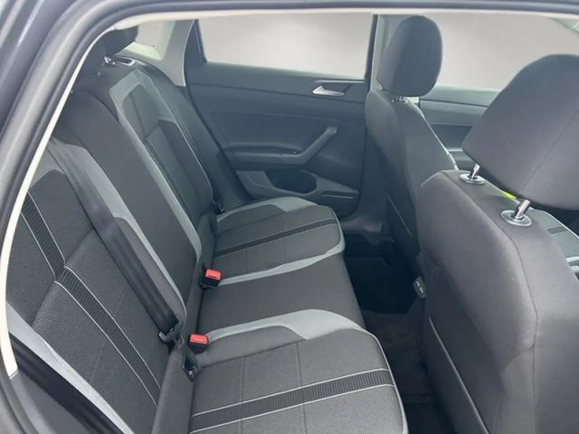 Volkswagen Polo 1.0 TSI DSG Style