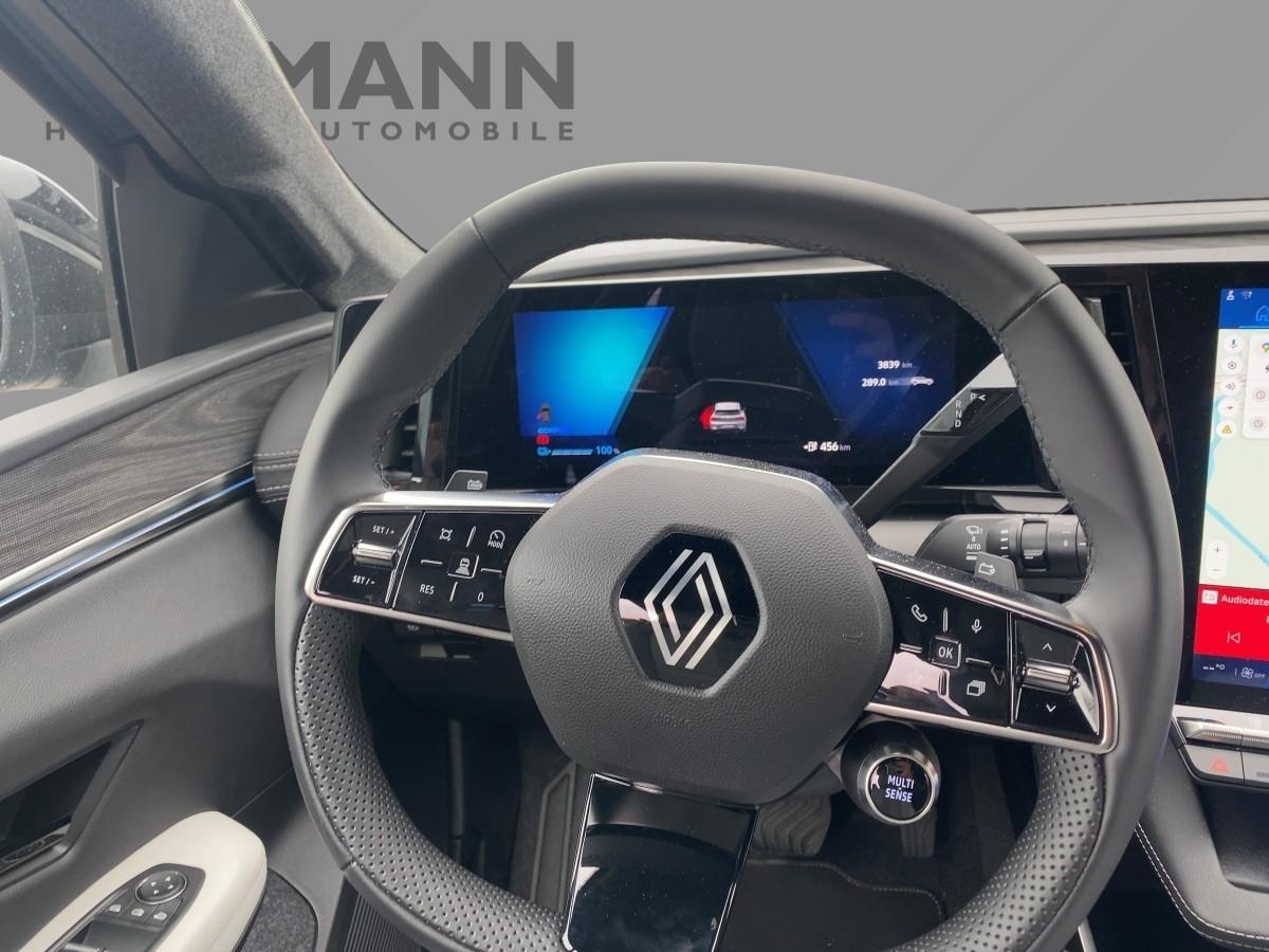 Renault Scenic E-Tech Iconic