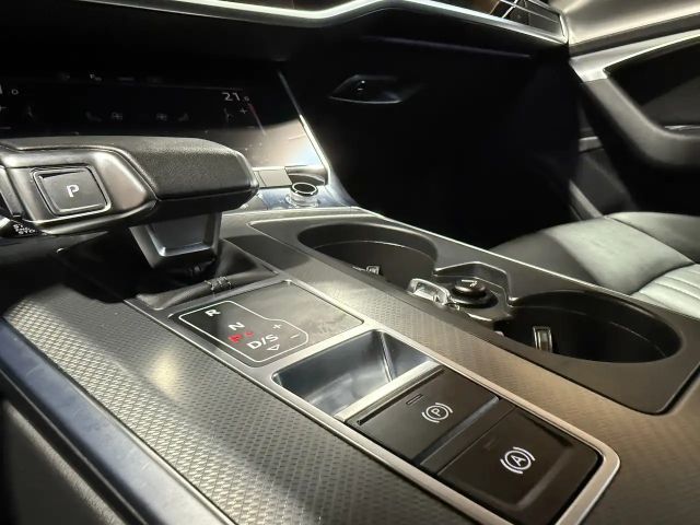 Audi A6 Avant Quattro