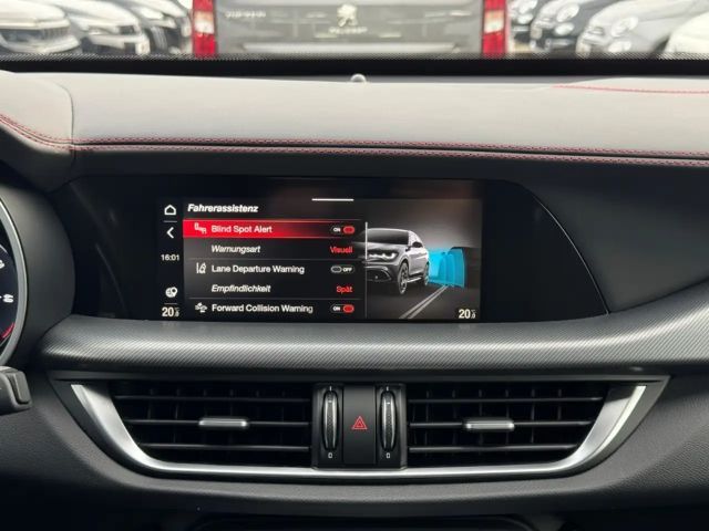 Alfa Romeo Stelvio Q4