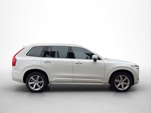 Volvo XC90 Momentum