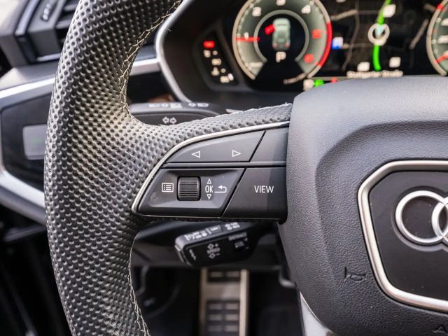 Audi Q3 35 TDI S-Line S-Tronic