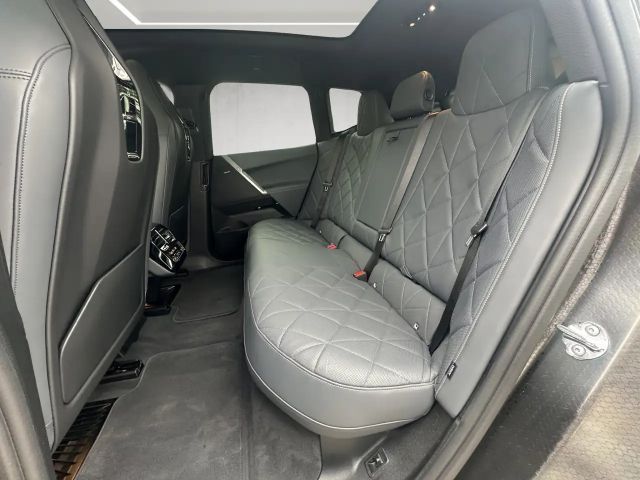 BMW iX xDrive45