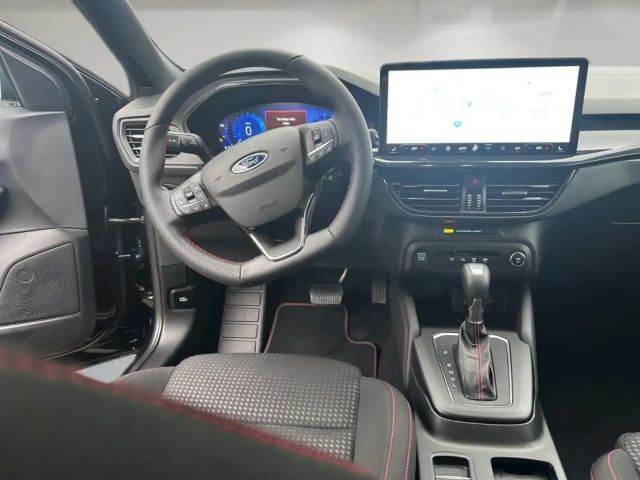 Ford Focus ST Line Wagon