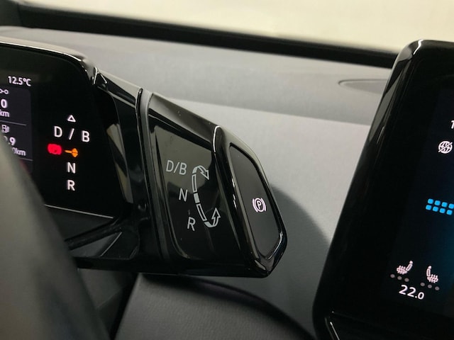 Volkswagen ID.3 146PS ACC.NAVI.2xPDC.LED.APP-C.LKRD-HZG.SHZ